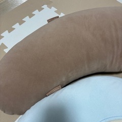 超美品　エールべべ　授乳クッション　2個の画像