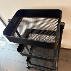 【引取限定】キッチンワゴン 3段 ブラック（キャスター付・完成品）の画像