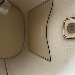 Mila Owen ハンドバッグの画像