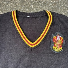 ハリーポッター グリフィンドール セーターの画像