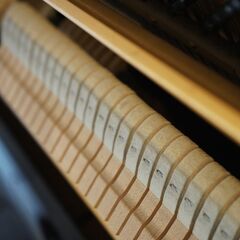 ヤマハ U1 アップライトピアノ（配送込み）の画像