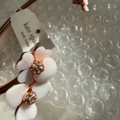 プレシャスパンジーバングル//kate spade の画像