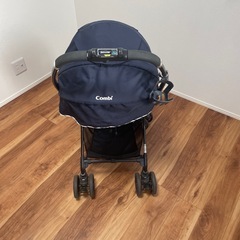 Combi　ベビーカーの画像