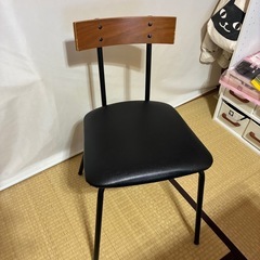 ダイニングテーブル、イス　セット！の画像