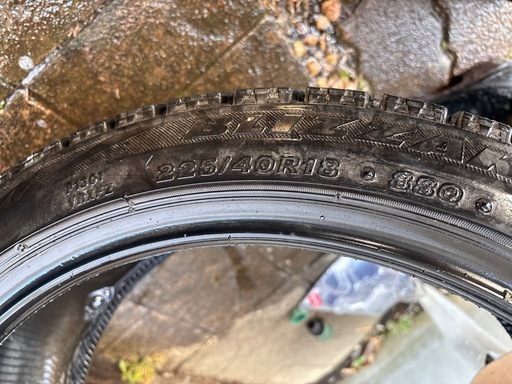 ブリヂストン　ブリザック 225/40/R18