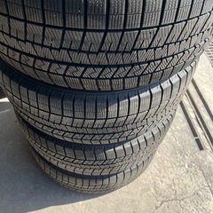 235/55/17ダンロップスタッドレス4本！の画像