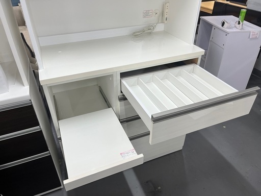 【?特価‼️】キッチンボード