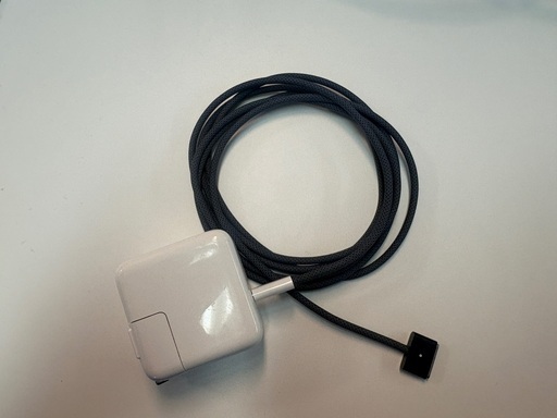 Apple MacBook Air M2 ノートパソコン 13インチ 8GB