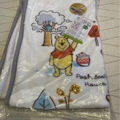 ミッキースリーパー&プーさんベビー毛布の画像