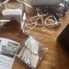 ドローン　ラジコンヘリ3点セットの画像