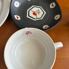 食器の画像