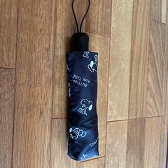 折りたたみ傘　スヌーピーの画像