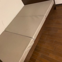 セミダブルベッドの画像