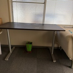 オフィス机の画像