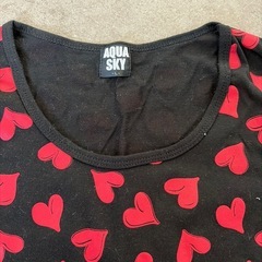 未使用  赤いハート長袖 トップス ♥️の画像