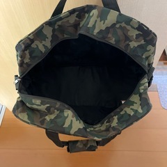 ボストンバック　（スティッチ　刺繍入迷彩柄）の画像