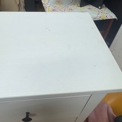 ホワイト サイドチェスト 2段 ベッドサイド収納 ナイトテーブルの画像