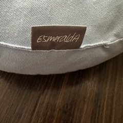 Esmeralda ドーナツ型ベビーピローの画像