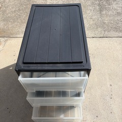 ３段収納ケースの画像