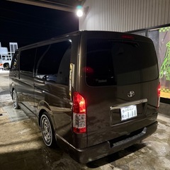 ハイエース　ハイエースバン　50周年　限定色の画像