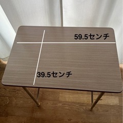 学校机と椅子セットの画像