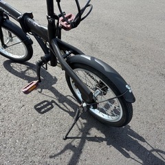 折りたたみ自転車の画像