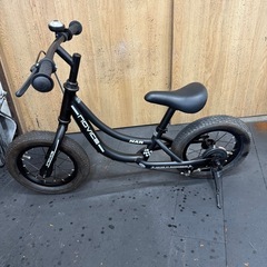 中古車　幼児用　キックバイク NOVICE　12インチ　美品の画像