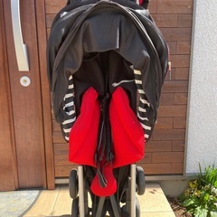 B型ベビーカーの画像