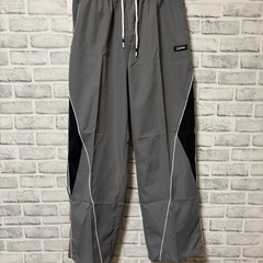 メンズ　ナイロンパンツの画像