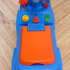 リロ&スティッチ　乗り物　車の画像