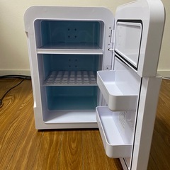 ミニ冷蔵庫 車載 冷温庫の画像