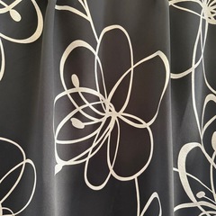 カーテンの画像