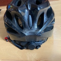 取引中ヘルメットの画像