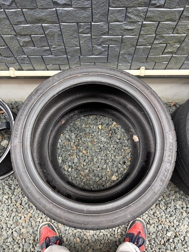 夏タイヤ　2本　235/40r18