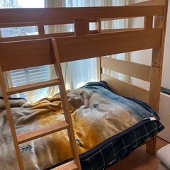 2段ベッドの画像