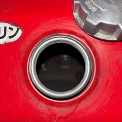 携行缶　2個　ガソリン用
の画像