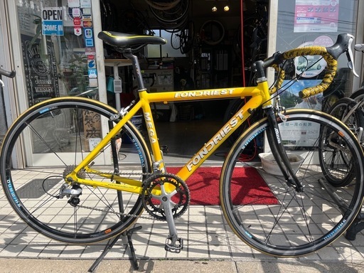 フォンドリエスト　メガ　レストア済みの中古です