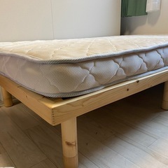【無料】ベッドフレーム&マットレスセットの画像