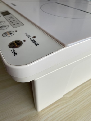 値引あり✨美品 ✨人気ホワイト✨アイリスオーヤマ　IHクッキングヒーターIHコンロ