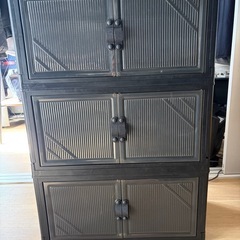 収納キャビネットの画像