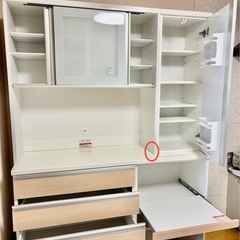 ニトリ キッチンボード 食器棚 幅140.5×高さ200 引き取り限定 4/7まで
の画像