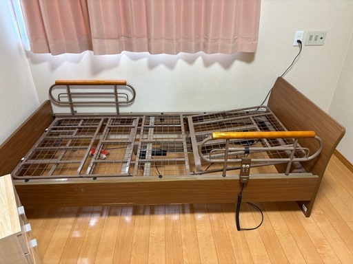 電動ベッドシングルサイズ　プラッツ