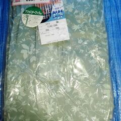 カーテン　遮光性・丸洗いOK　200×230cm　1枚入1セット　100×178cm　2枚入り3セット　未使用長期保管品　訳ありの画像