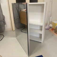 ミラーキャビネット　鏡　洗面　棚の画像