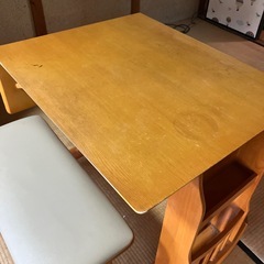 ダイニングテーブル　の画像