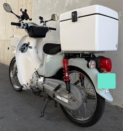 ぷこかぶ。スーパーカブ110 13000km 　シフトインジケーター　グリップヒーター　USB電源　マフラー　リアサス　【プロフ必読】