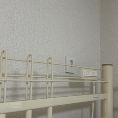 【無料】ロフトベッド（白・コンセント付き）※一緒に解体・搬出いただける方限定の画像