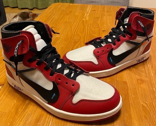 NIKE エアジョーダン　off-white