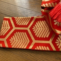 七五三 7歳用 作り帯 結び帯 レッド 金 飾り紐付きの画像