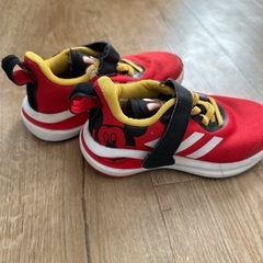 ミッキーのスニーカー17センチの画像